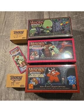 Munchkin Dungeon Board Game Cthulhu Silly Button Undead Horse Crawling Hand Exp.